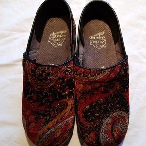 Red, paisley vegan Dansko clogs